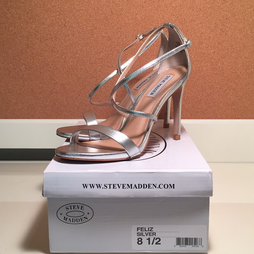Steve Madden Feliz Sandals